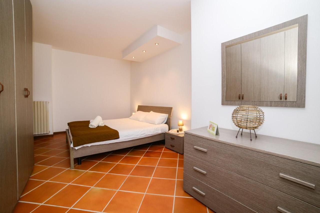 Loft Free Parking Agli Ulivi Moderno E Spazioso Пескиера дел Гарда Екстериор снимка